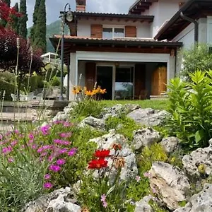 Apartment La Casa In Collina, Caprino Veronese